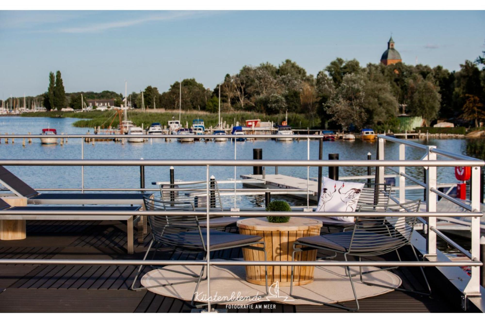 Ostsee Hausboot - Kranichnest Lp1 Ribnitz-Damgarten Dış mekan fotoğraf